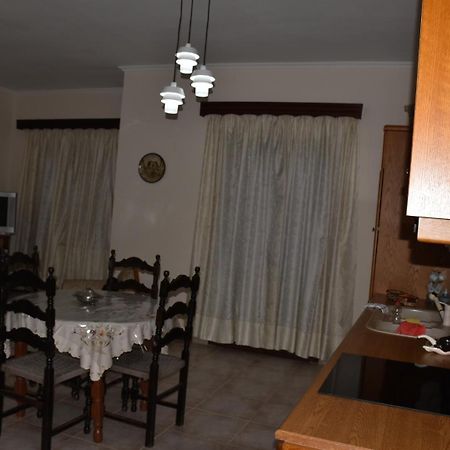 Val'S Place Митилини Экстерьер фото