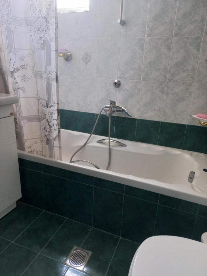 Val'S Place Митилини Экстерьер фото